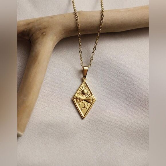 Anthropologie Jewelry - boho sun necklace A732